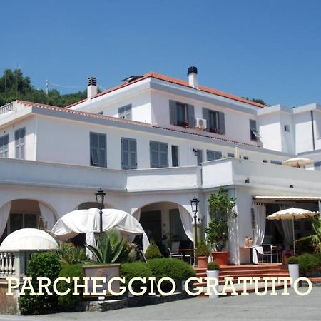 Hotel Torre Celle Ligure Eksteriør billede